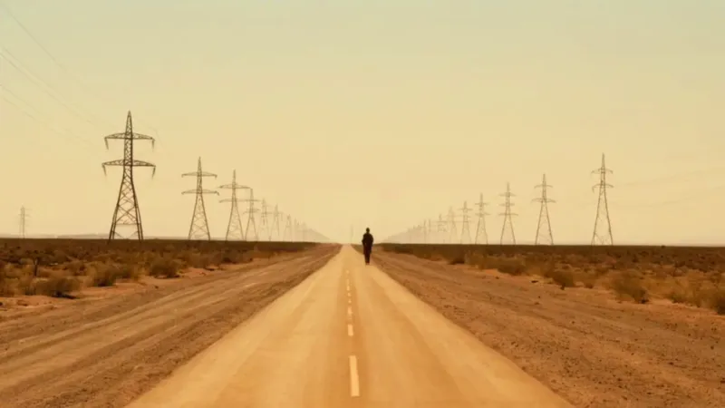 Soledad en un vasto paisaje desolado