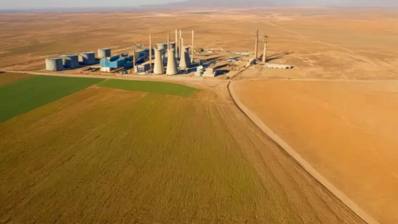 La central nuclear domina el valle del Ebro